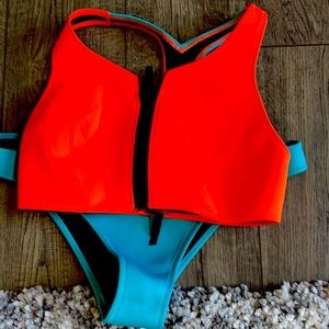 Kendall and Kylie swim